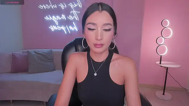 Snapshot of BellaCarteer_ chatting on June 1, 8:10 pm BellaCarteer online show from June 1, 8:10 pm