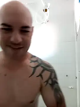 Snapshot of sigma358 chatting on December 17, 5:15 pm sigma358 online show from December 17, 5:15 pm