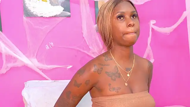 kinkyandsavage online show from October 30, 7:36 pm