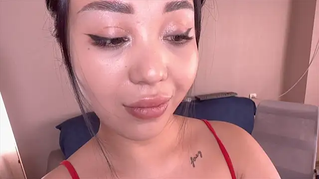 PurrrfectMiko online show from August 1, 3:17 am