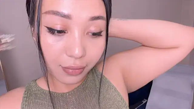 PurrrfectMiko online show from August 1, 3:22 pm