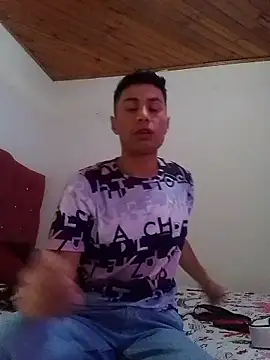 Snapshot of 1418edwar chatting on January 10, 7:26 pm 1418edwar online show from January 10, 7:26 pm