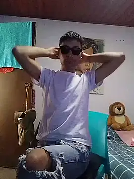 Snapshot of 1418edwar chatting on January 17, 6:00 pm 1418edwar online show from January 17, 6:00 pm