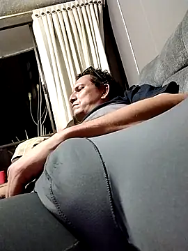 Bombi22 online show from February 20, 3:34 am