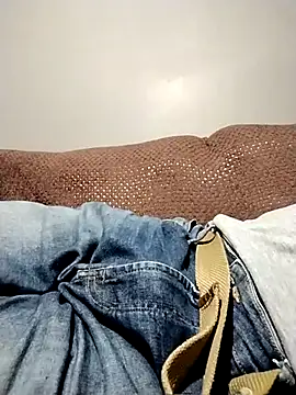 Bombi22 online show from February 21, 5:24 am