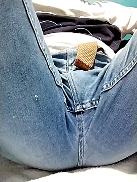 Bombi22 online show from March 7, 2:57 am