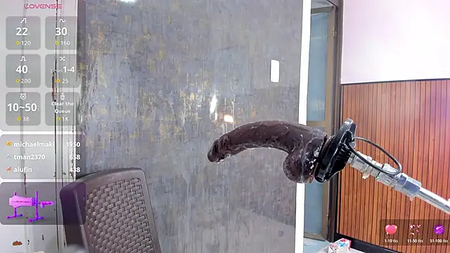 Snapshot of violett_collins_ chatting on October 29, 10:39 am violett collins online show from October 29, 10:39 am