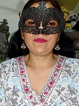 Snapshot of sexy_bhabhi69 chatting on June 12, 5:12 pm sexy bhabhi69 online show from June 12, 5:12 pm