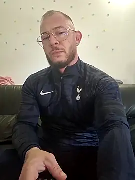 jourdinio13 online show from November 16, 12:11 pm