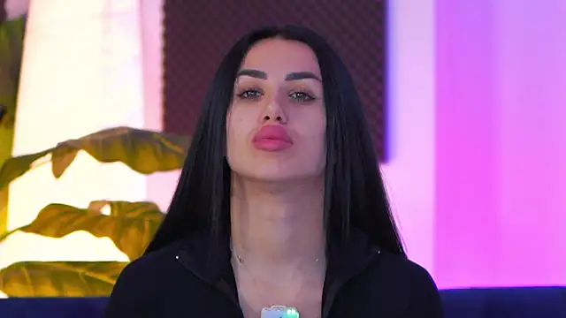 Snapshot of Jenna_Day chatting on November 9, 10:24 am Jenna Day online show from November 9, 10:24 am