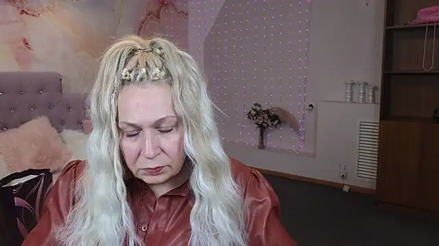 Snapshot of Penelope_Pinky chatting on January 17, 5:19 pm Penelope Pinky online show from January 17, 5:19 pm