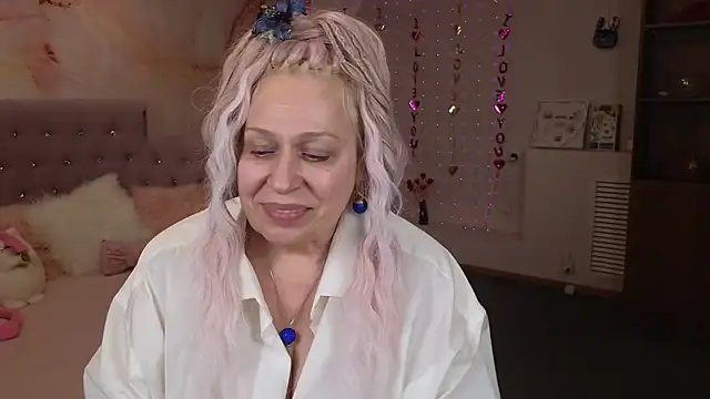 Snapshot of Penelope_Pinky chatting on February 27, 5:58 pm Penelope Pinky online show from February 27, 5:58 pm