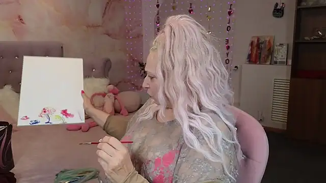 Snapshot of Penelope_Pinky chatting on March 13, 5:39 pm Penelope Pinky online show from March 13, 5:39 pm