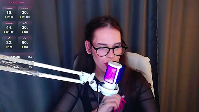 Snapshot of Cassie_Bae chatting on March 4, 12:07 am Cassie Bae online show from March 4, 12:07 am