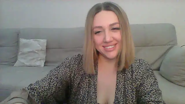 VickyLove047 online show from February 5, 10:55 pm