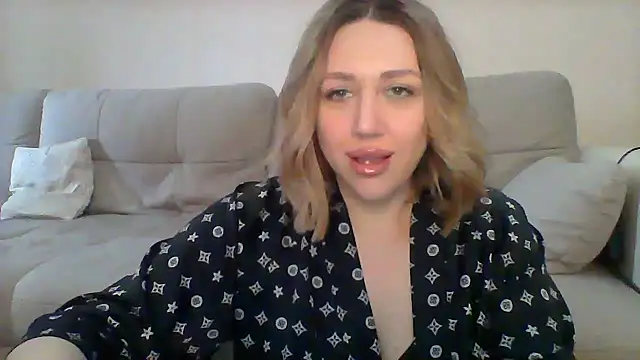 VickyLove047 online show from February 24, 8:49 am