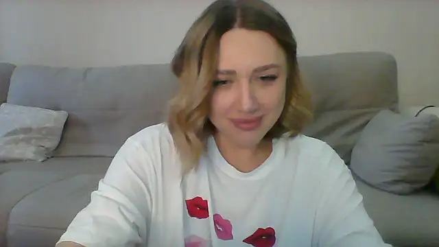 VickyLove047 online show from March 19, 6:14 am