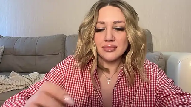 VickyLove047 online show from October 3, 8:33 am