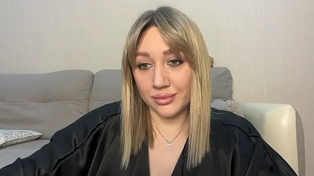 Snapshot of VickyLove047 chatting on March 7, 6:21 am VickyLove047 online show from March 7, 6:21 am