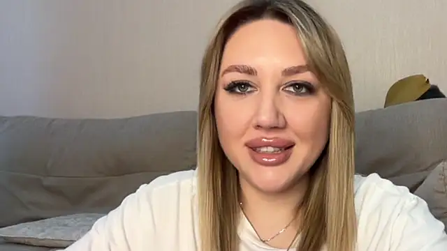 VickyLove047 online show from June 13, 6:55 am