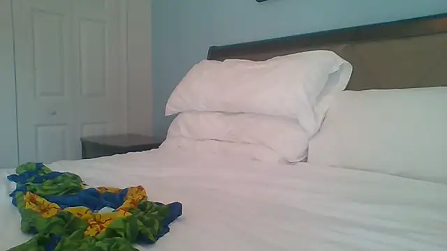 tendertormentt online show from December 17, 8:21 pm