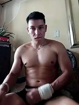 Rafaell SantosHot online show from December 15, 9:31 pm