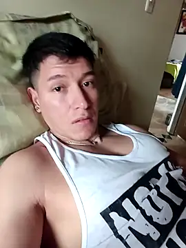 Rafaell SantosHot online show from December 16, 7:00 pm