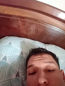 Rafaell SantosHot online show from January 6, 8:07 pm