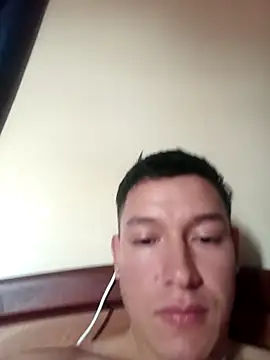 Rafaell SantosHot online show from March 23, 6:56 pm