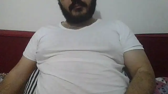 Snapshot of UrfavSlaveBitch chatting on March 27, 9:47 pm UrfavSlaveBitch online show from March 27, 9:47 pm