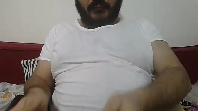 Snapshot of UrfavSlaveBitch chatting on March 29, 6:08 pm UrfavSlaveBitch online show from March 29, 6:08 pm