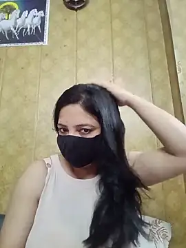 Snapshot of hornycoupleJandS chatting on May 23, 6:34 pm hornycoupleJandS online show from May 23, 6:34 pm