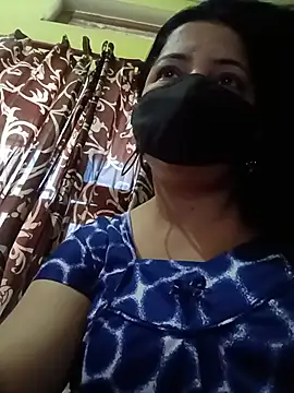 Snapshot of hornycoupleJandS chatting on June 29, 12:38 pm hornycoupleJandS online show from June 29, 12:38 pm
