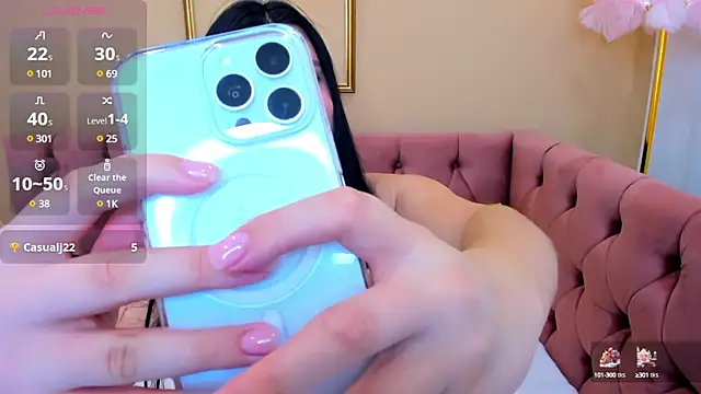 Snapshot of Kassandra__grey chatting on February 3, 1:09 am Kassandra grey online show from February 3, 1:09 am