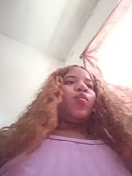 Snapshot of Kelsie_Williams chatting on June 16, 9:06 pm Kelsie Williams online show from June 16, 9:06 pm