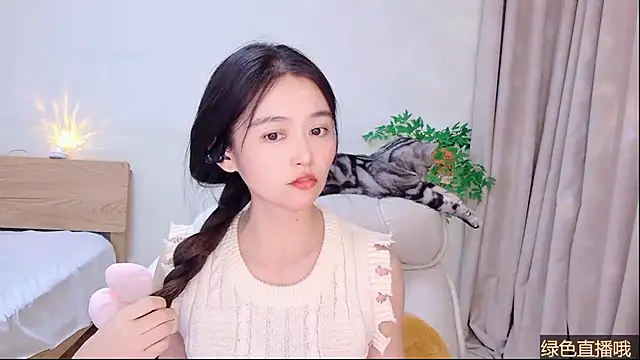 CN-Babycat online show from February 1, 3:54 pm