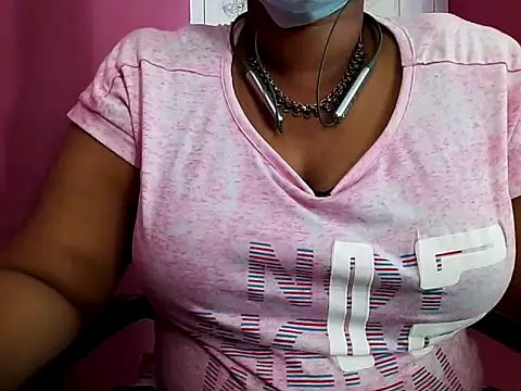 Snapshot of Tamilsathya2024 chatting on February 14, 3:43 am Tamilsathya2024 online show from February 14, 3:43 am