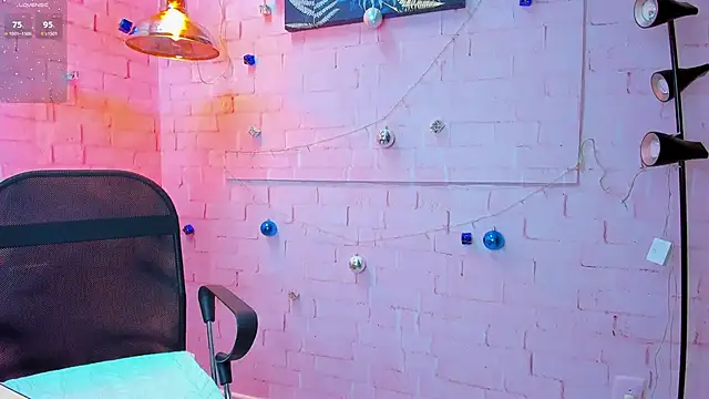 Snapshot of JACK_BLOSSOM_ chatting on January 2, 11:52 am JACK BLOSSOM online show from January 2, 11:52 am