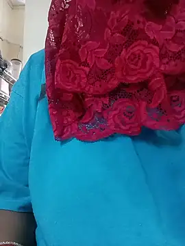 Snapshot of sunita-doll chatting on July 16, 7:58 am sunita-doll online show from July 16, 7:58 am