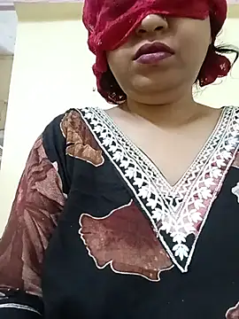 Snapshot of sunita-doll chatting on July 22, 7:55 am sunita-doll online show from July 22, 7:55 am