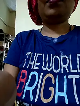 Snapshot of sunita-doll chatting on July 30, 8:13 am sunita-doll online show from July 30, 8:13 am