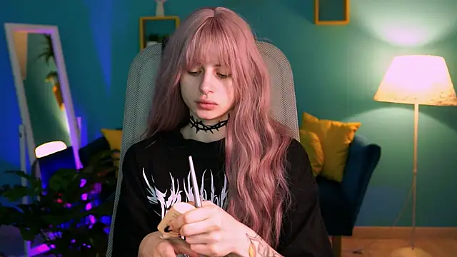 JadeCastle  online show from March 18, 4:58 am