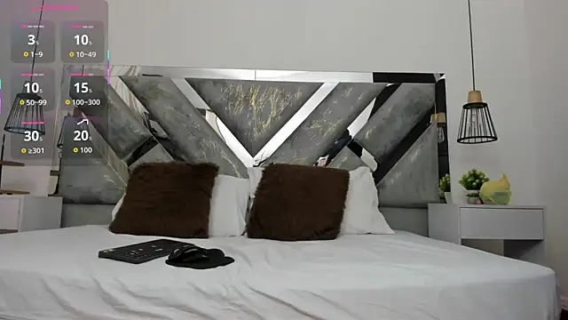 hotmature1 online show from October 11, 8:13 am