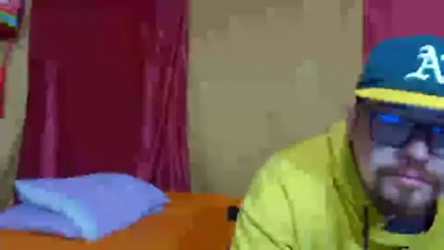 Snapshot of pecadodulce123 chatting on February 6, 9:40 pm pecadodulce123 online show from February 6, 9:40 pm