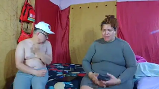 Snapshot of pecadodulce123 chatting on February 13, 11:12 pm pecadodulce123 online show from February 13, 11:12 pm