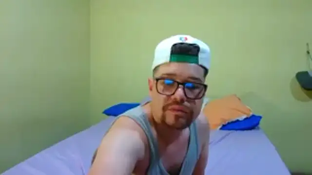 Snapshot of pecadodulce123 chatting on March 12, 2:29 am pecadodulce123 online show from March 12, 2:29 am