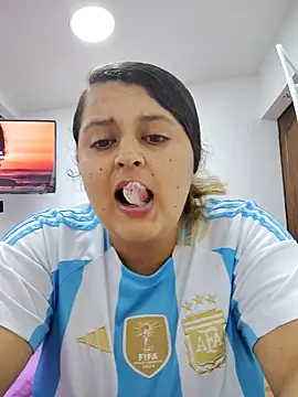 Miss balloonsmila online show from November 20, 3:28 am