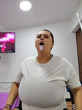 Miss balloonsmila online show from November 30, 3:10 am