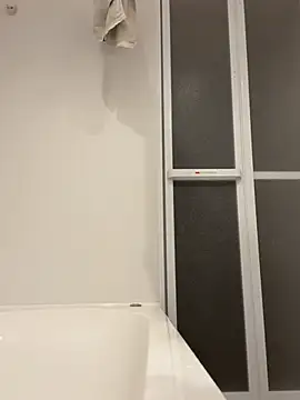 kuma0908 online show from April 13, 8:42 am