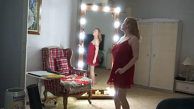 moonlight4u online show from February 3, 12:54 pm